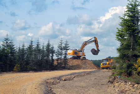 Bauarbeiten auf der Baustelle des Trianel Windpark Sundern
